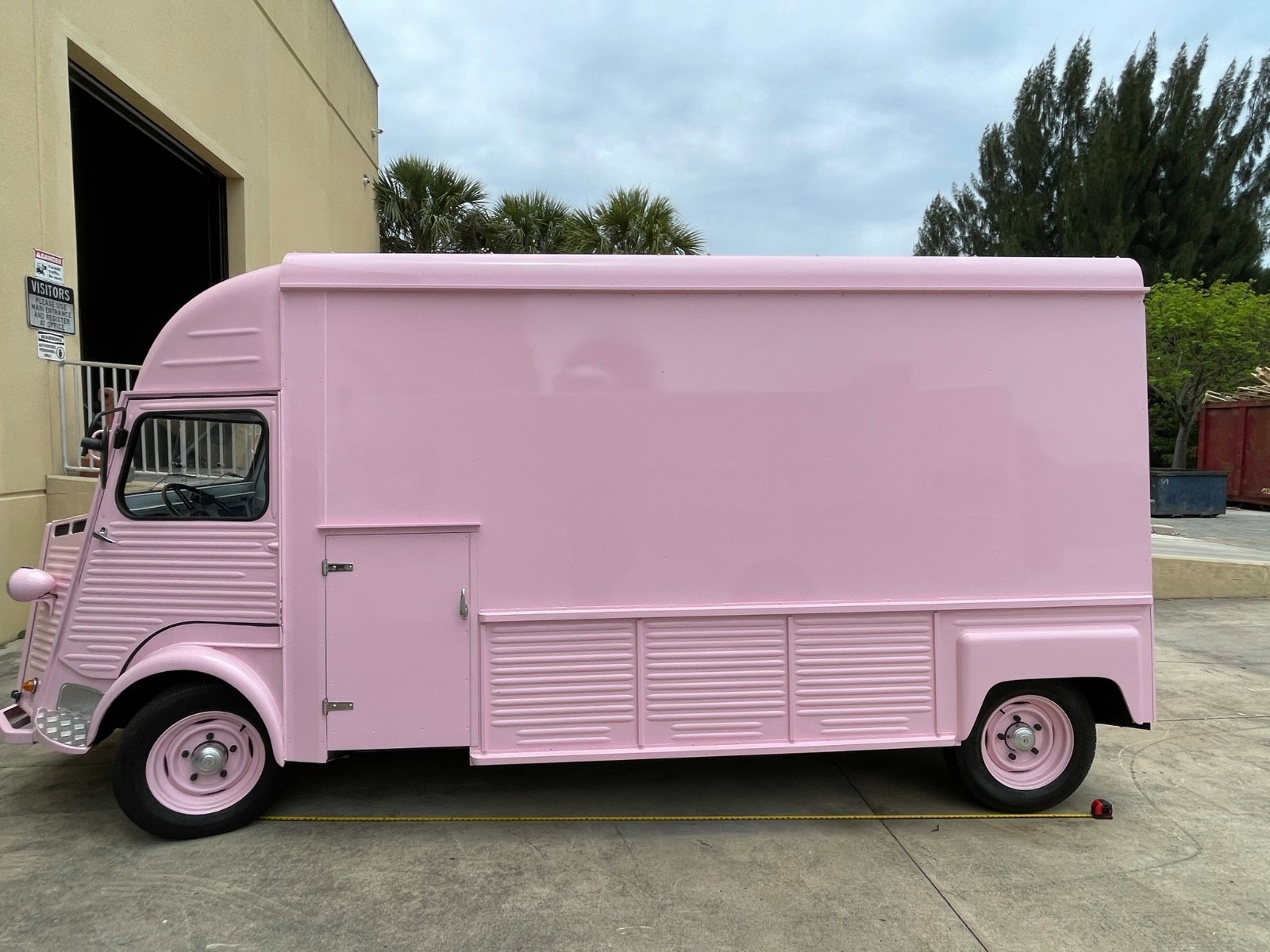 Citroen-Truck-1978-van-37