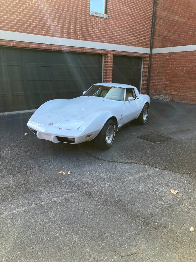 Corvette-1978-white-5