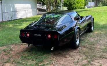 Corvette-1980-4