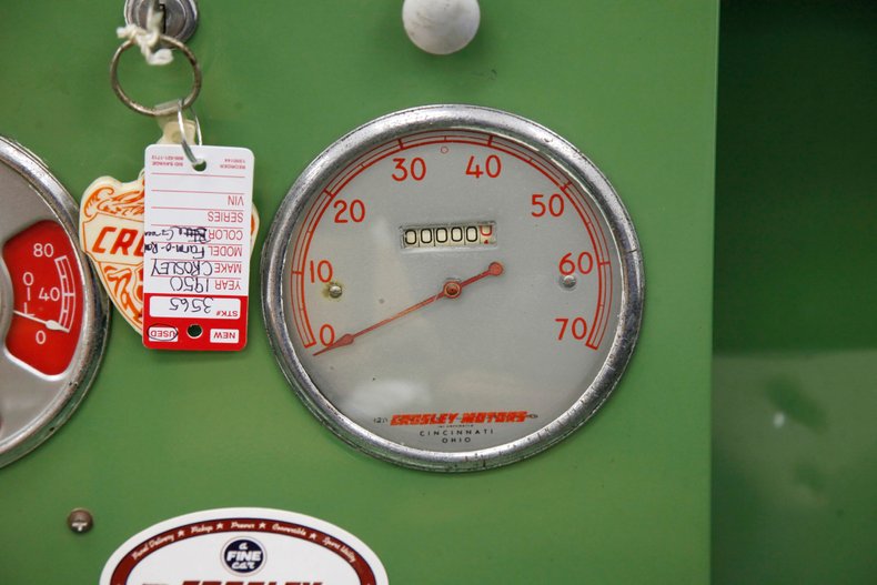 Crosley-Farm-o-road-1952-Green-Camel-Tan-38