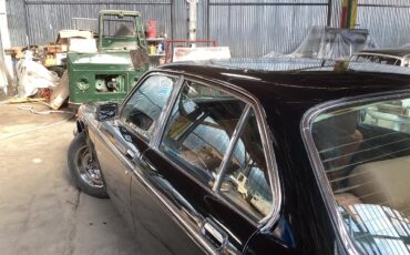 Daimler-Sovereign-1983-Metallic-green-Tan-2