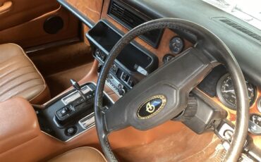 Daimler-Sovereign-1983-Metallic-green-Tan-8