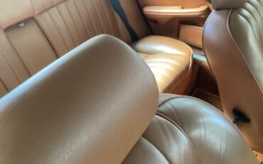 Daimler-Sovereign-1983-Metallic-green-Tan-9