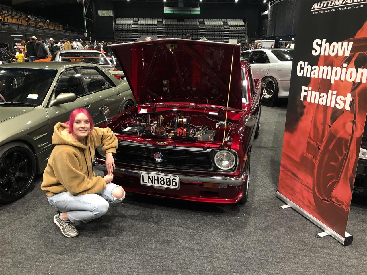 Datsun-1200-1988-Candy-Apple-RED-Black-6