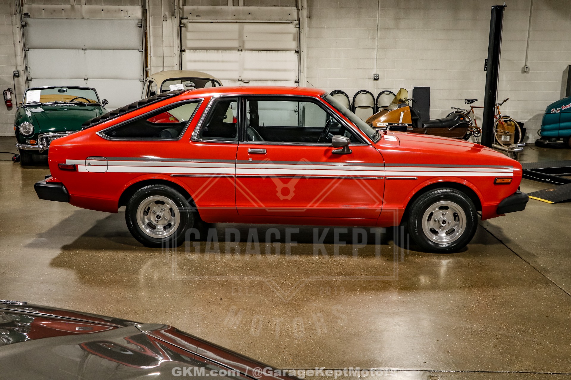 Datsun-210-1979-Red-Black-14