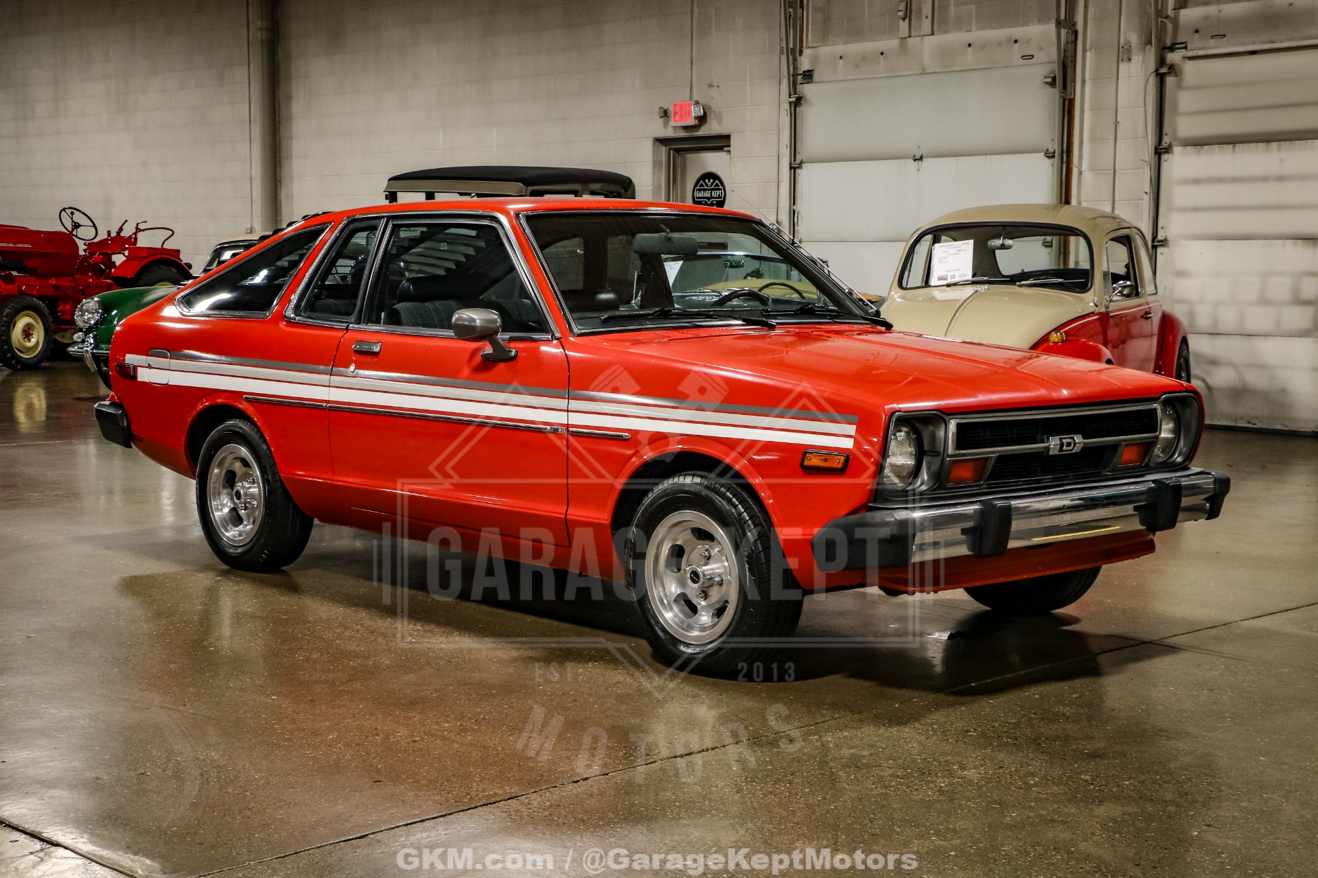 Datsun-210-1979-Red-Black-16