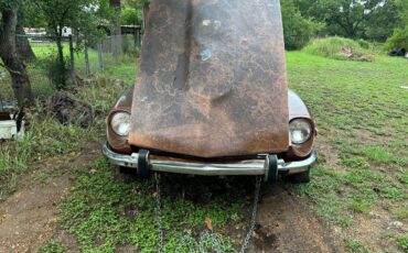 Datsun-240-1973-brown-4