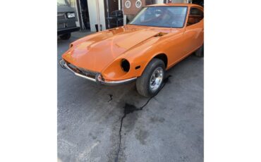 Datsun-240z-1970-Orange-Black-12