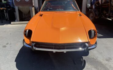 Datsun-240z-1970-Orange-Black