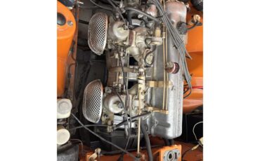 Datsun-240z-1970-Orange-Black-9
