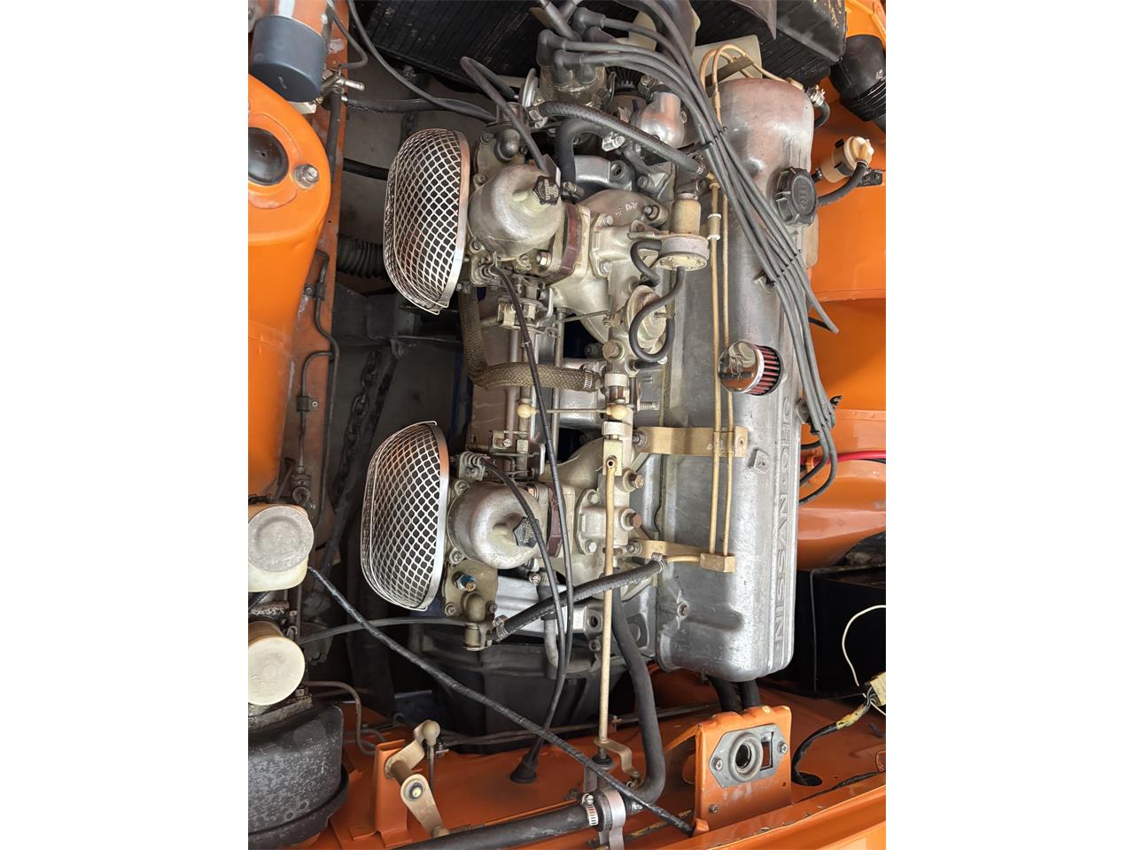 Datsun-240z-1970-Orange-Black-9