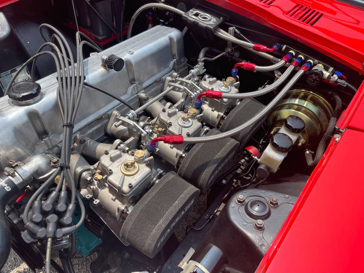 Datsun-240z-1970-red-10
