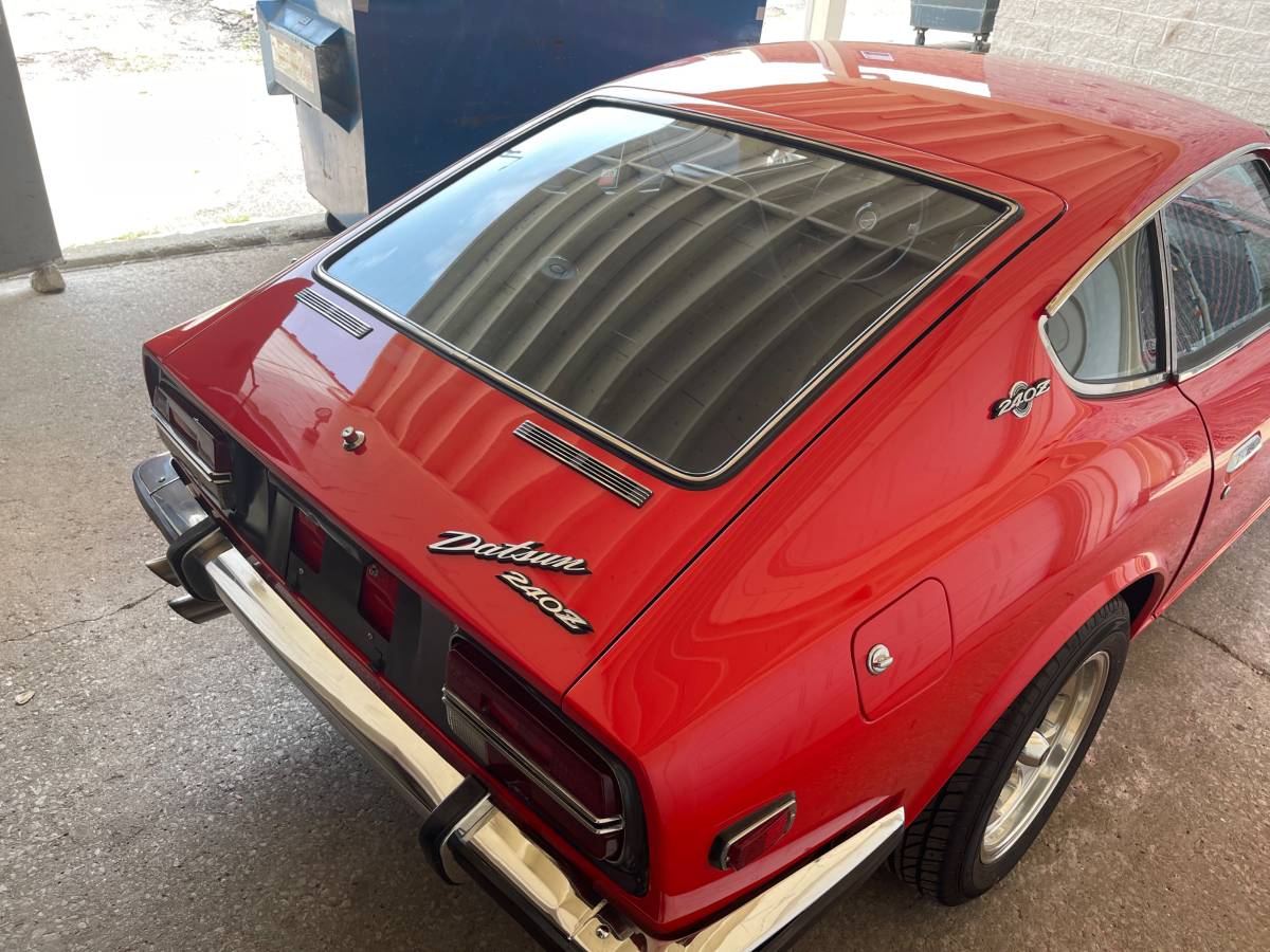 Datsun-240z-1970-red-3
