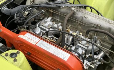Datsun-240z-1972-Lime-Yellow-Code-112-Black-10