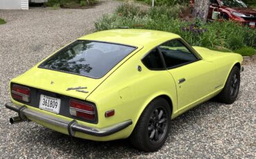 Datsun-240z-1972-Lime-Yellow-Code-112-Black-15