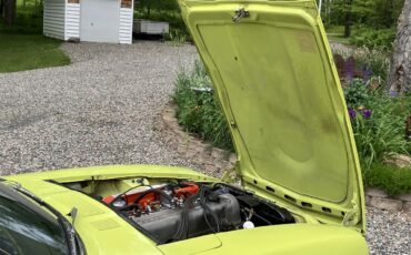 Datsun-240z-1972-Lime-Yellow-Code-112-Black-7