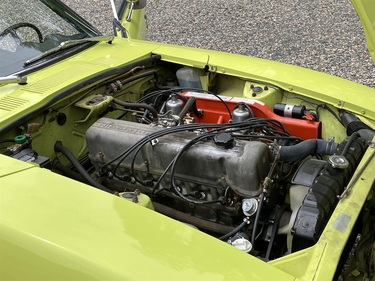 Datsun-240z-1972-Lime-Yellow-Code-112-Black-9