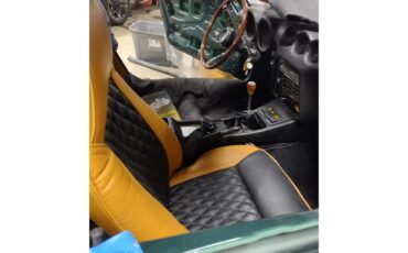 Datsun-240z-1973-Green-Orangeblack-19