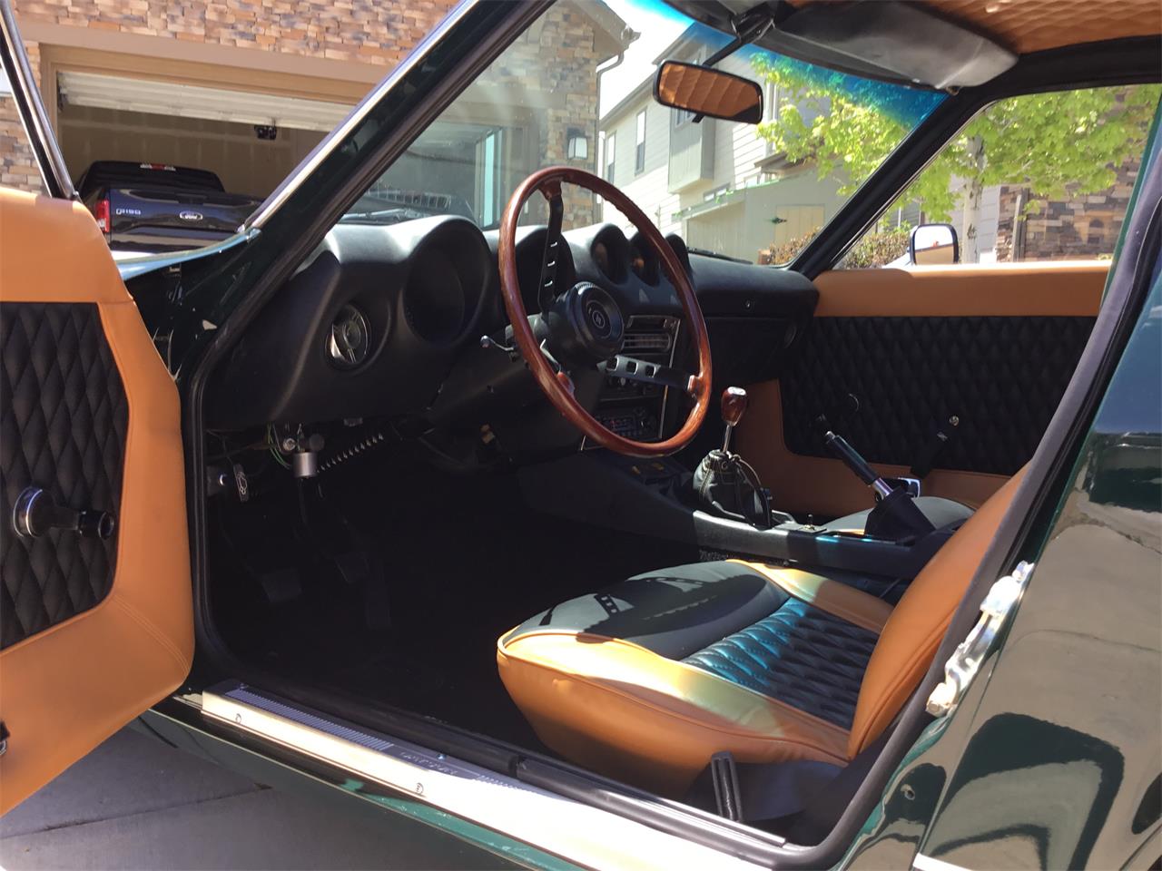 Datsun-240z-1973-Green-Orangeblack-21