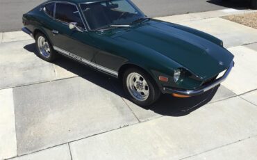 Datsun-240z-1973-Green-Orangeblack-29