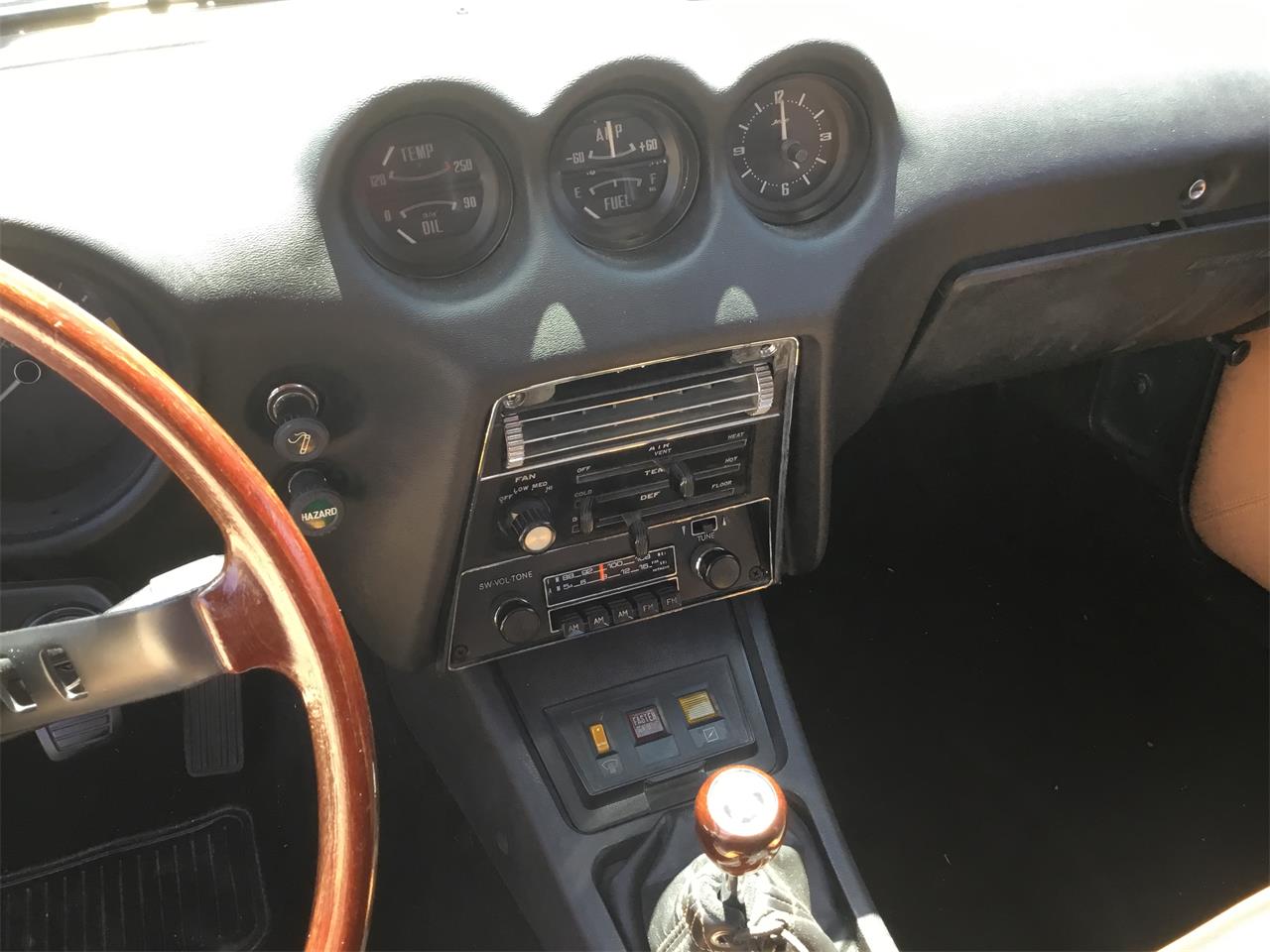 Datsun-240z-1973-Green-Orangeblack-6