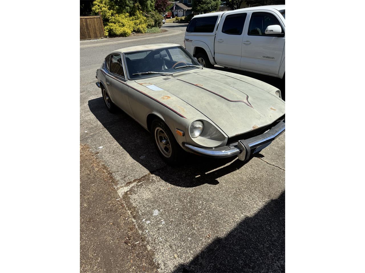 Datsun-240z-1973-Silver-Black-1