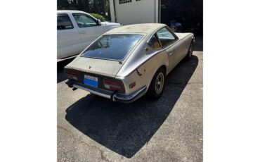 Datsun-240z-1973-Silver-Black-2
