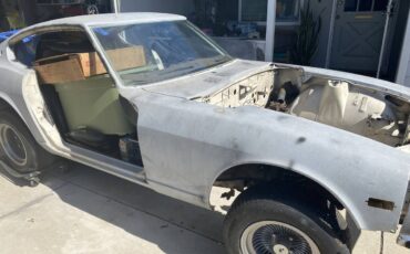 Datsun-260z-1974-8