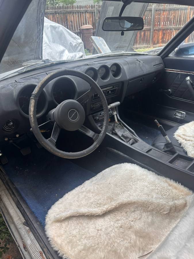 Datsun-260z-1974-silver-3