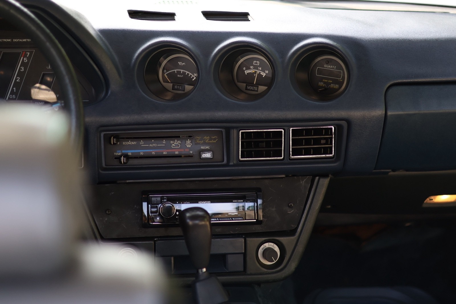 Datsun-280-ZX-1983-32