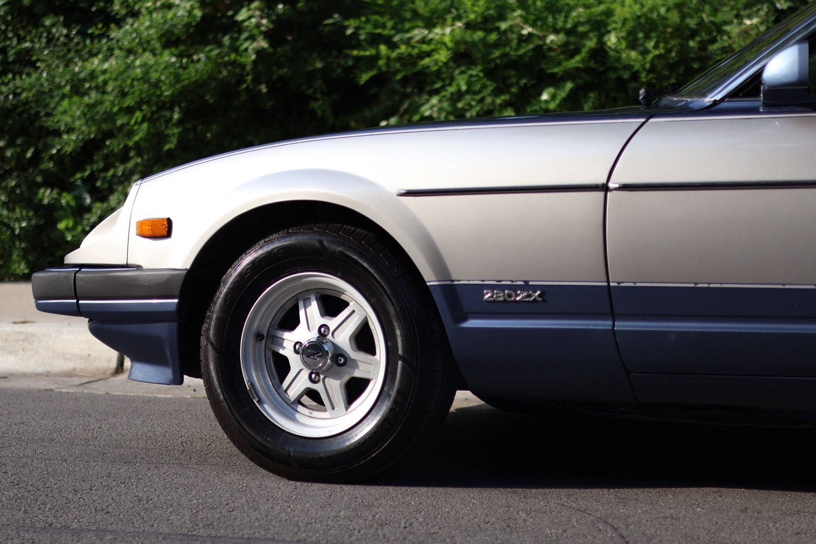 Datsun-280-ZX-1983-4