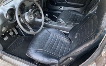 Datsun-280z-1975-Brown-Tope-Black-13