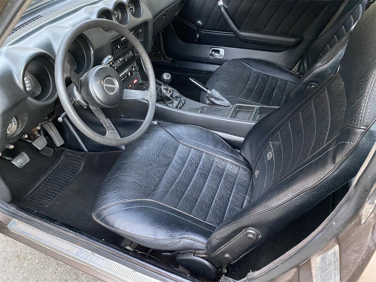 Datsun-280z-1975-Brown-Tope-Black-13