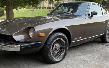 Datsun-280z-1975-Brown-Tope-Black