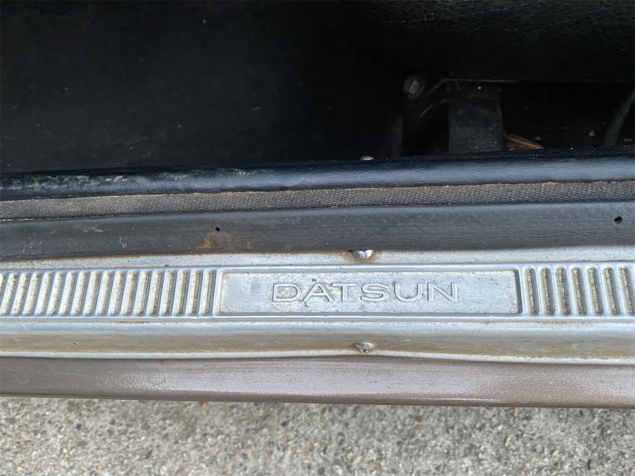 Datsun-280z-1975-Brown-Tope-Black-8