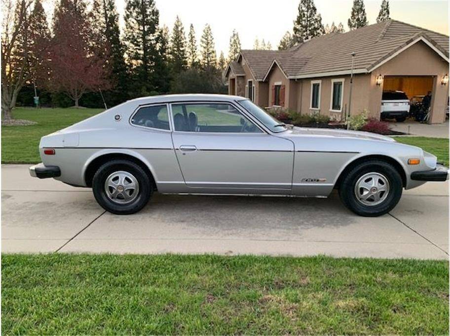 Datsun-280z-1976-13
