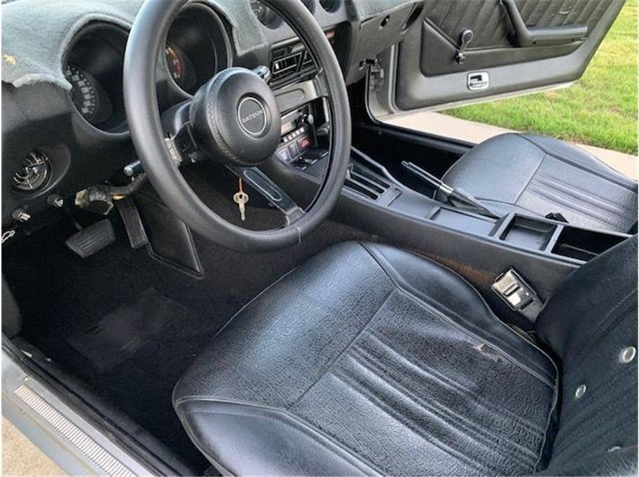 Datsun-280z-1976-17