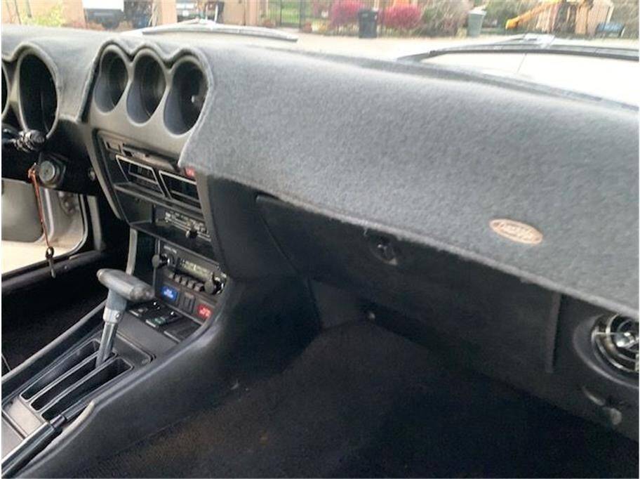 Datsun-280z-1976-9