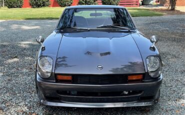 Datsun-280z-1976-Gray-Black-15