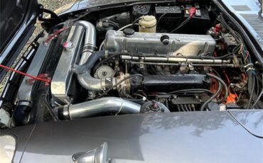 Datsun-280z-1976-Gray-Black-5