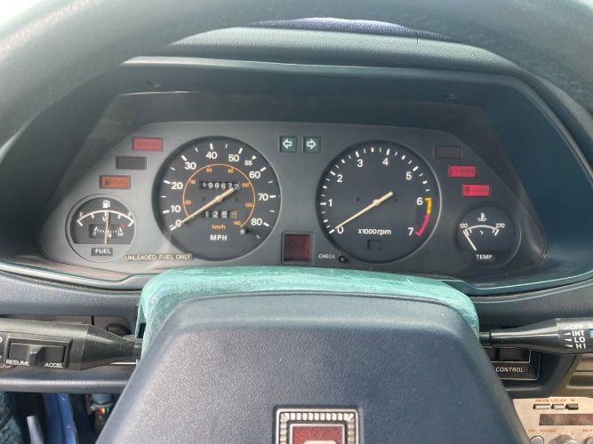 Datsun-280z-1982-White-9