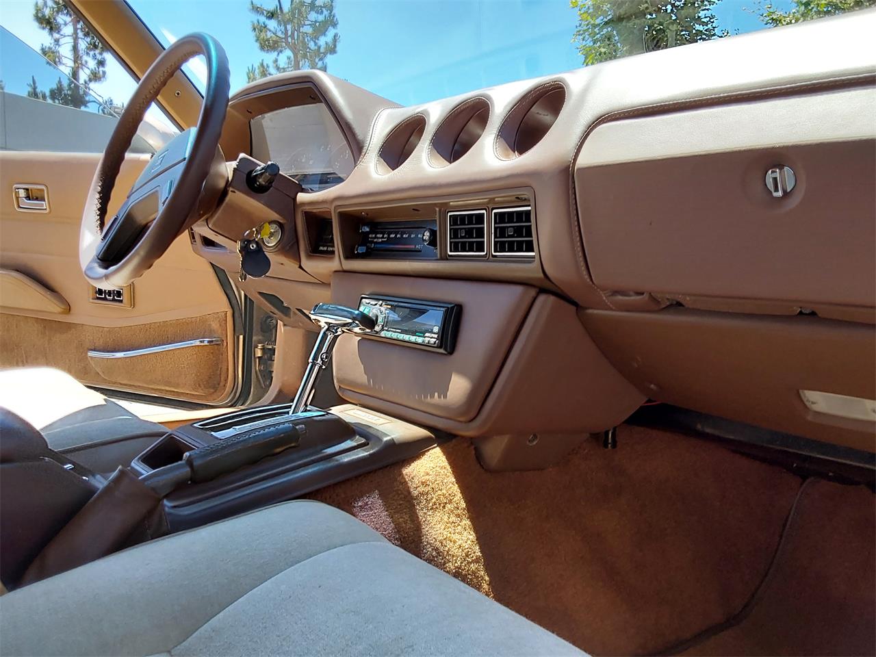 Datsun-280zx-1979-Gold-Tan-26