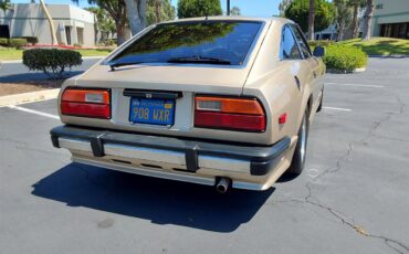 Datsun-280zx-1979-Gold-Tan-5