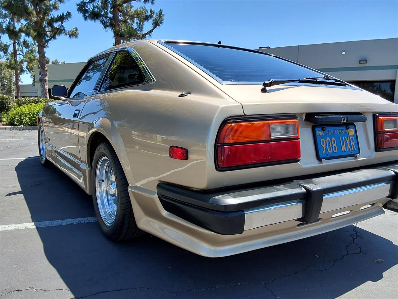 Datsun-280zx-1979-Gold-Tan-8