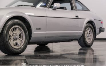 Datsun-280zx-1979-Silver-Black-23