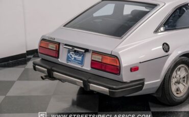 Datsun-280zx-1979-Silver-Black-26