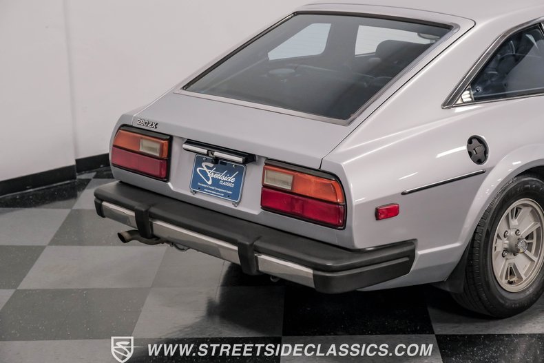 Datsun-280zx-1979-Silver-Black-26