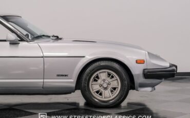 Datsun-280zx-1979-Silver-Black-30