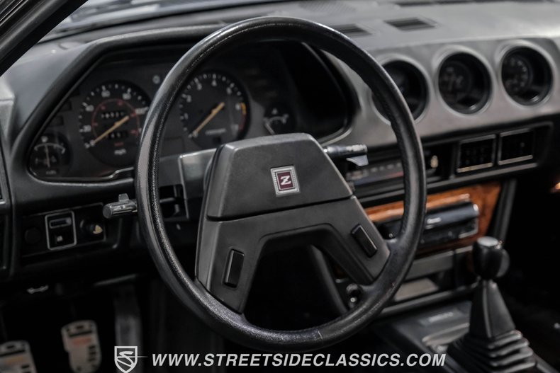 Datsun-280zx-1979-Silver-Black-38