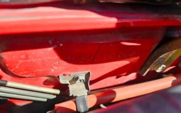 Datsun-280zx-1979-red-Black-15